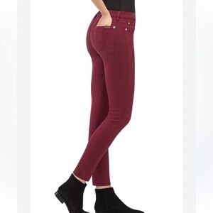 7 For All Mankind Straight Leg “The Illusion” Skinny Jean, 27